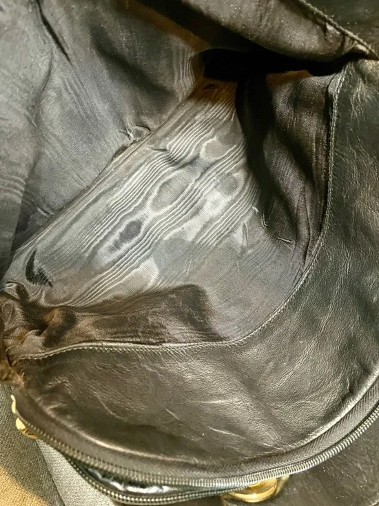 Via Veneto Vintage Black Leather Triple Compartment Tote Dual Gold Chain Handles - Picture 7 of 13